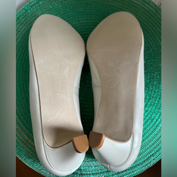 Walking Cradles Joy White Leather Pump Heels - Picture 12 of 12